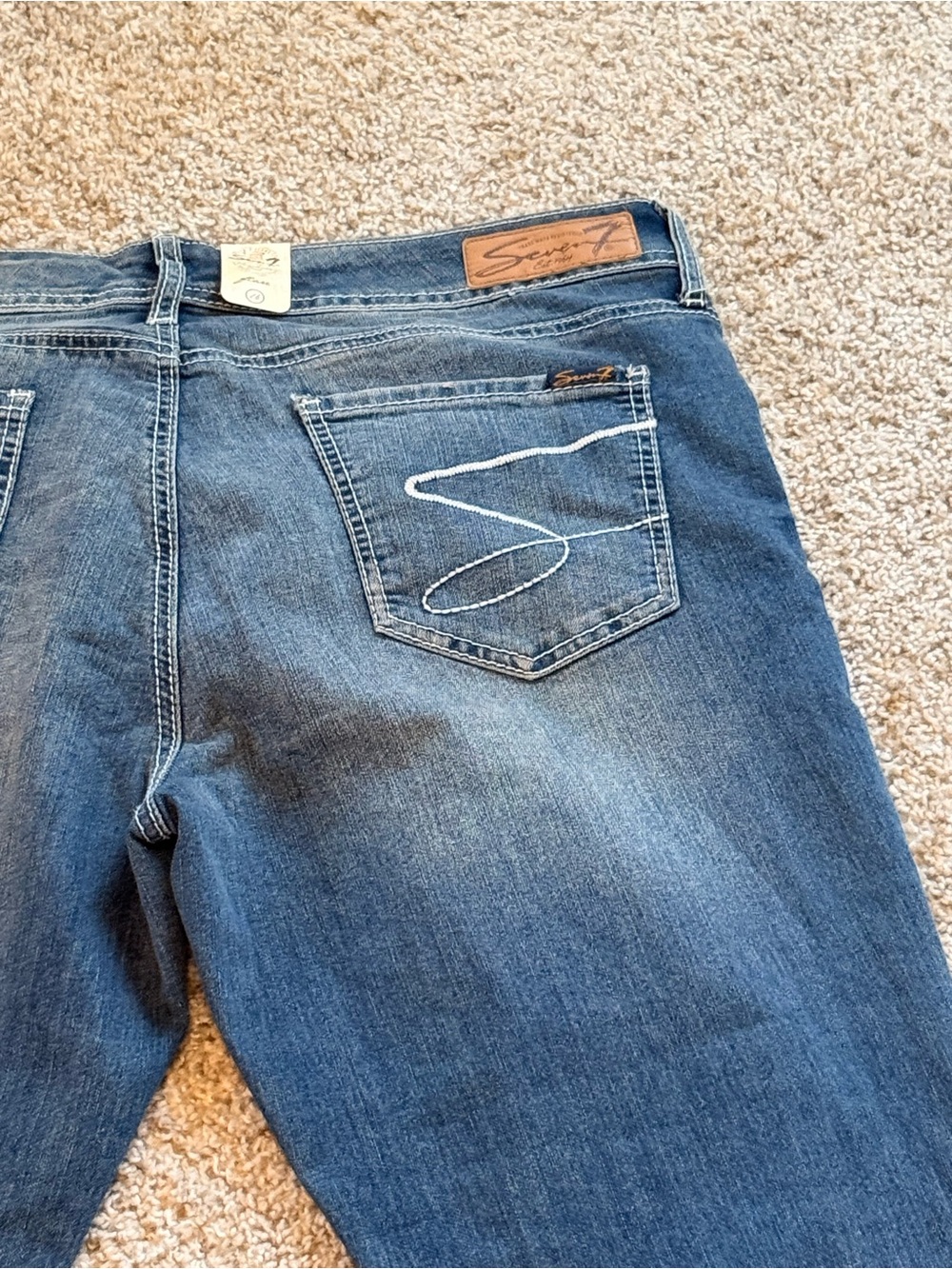 NWT Seven7 Women's plus Size Flare Jeans - Picture 12 of 13